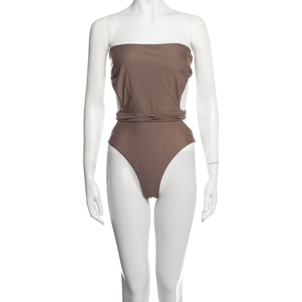 Jade swim